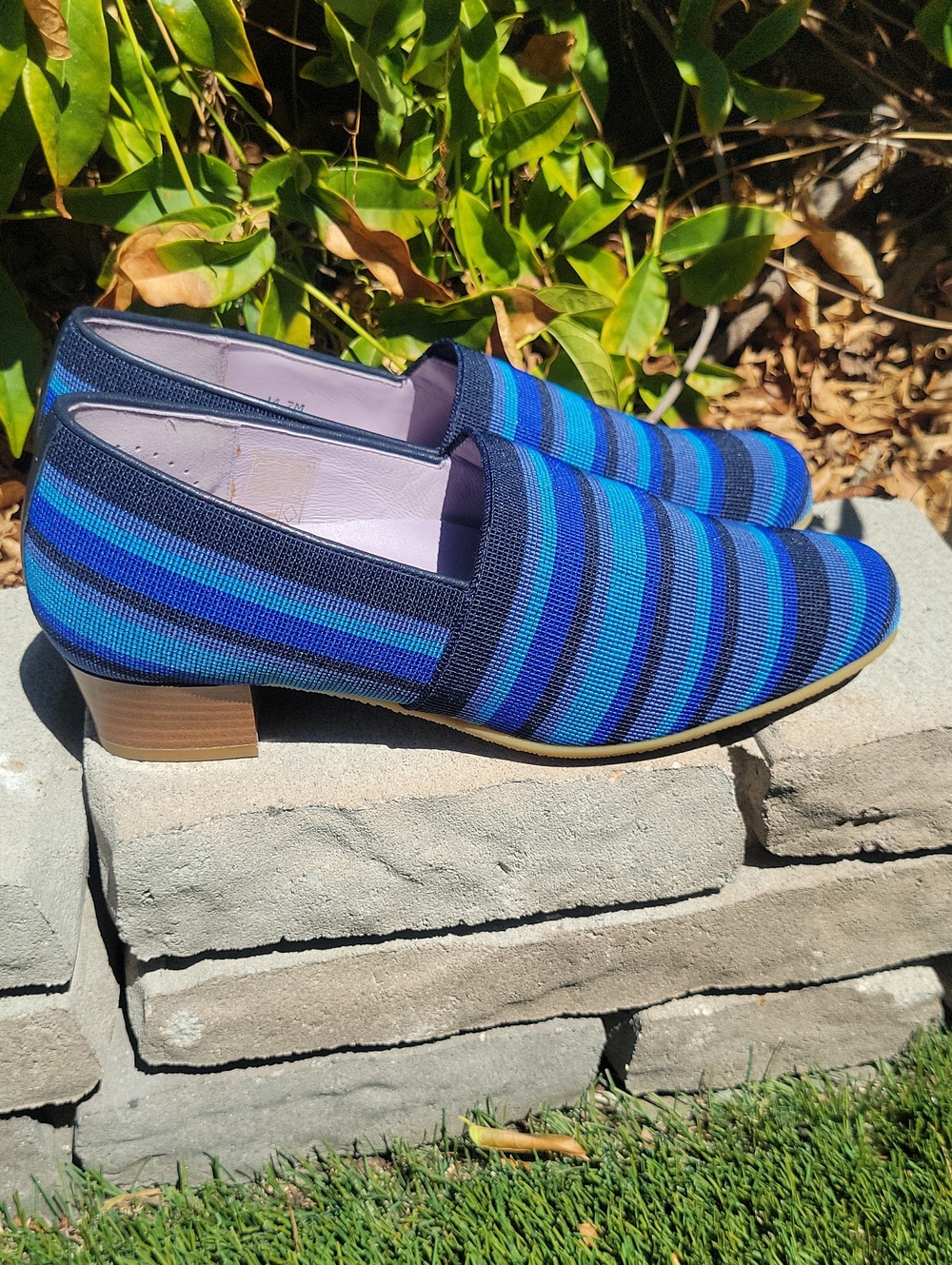 SAS "Brenda" Blue Stripe Woven Slip-On Loafer Look Block Heel Dress Shoe Sz 7